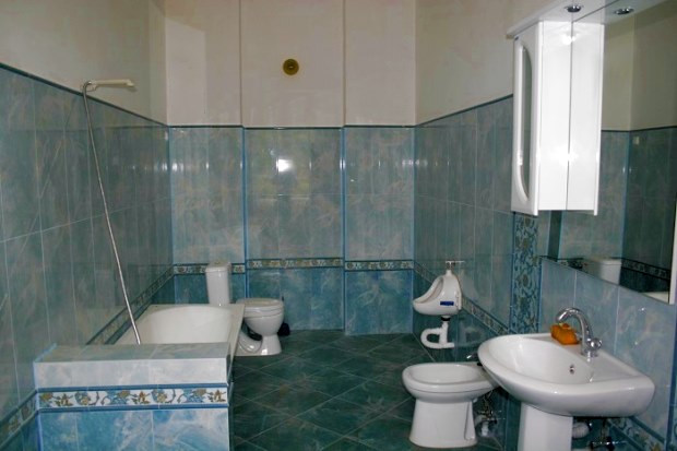 Badezimmer vom Einfamilienhaus in Minsk