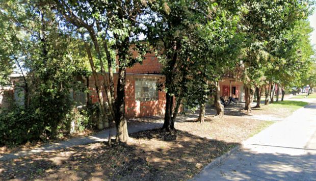 Seitenansicht zum Einfamilienhaus in Argentinien