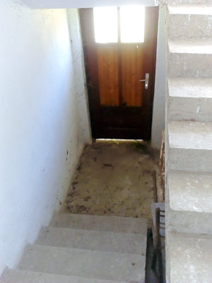 Eingang zum Zweifamilienhaus