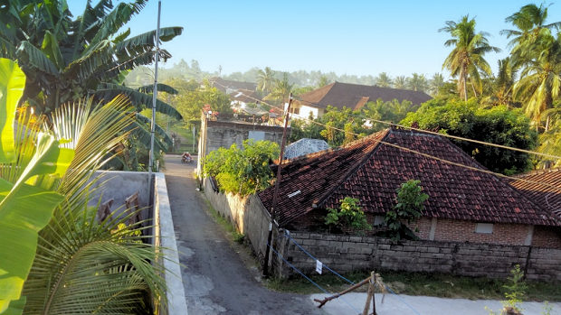 Stra�e zum Einfamilienhaus