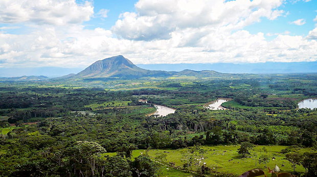 Natur um Moyobamba Peru der Morro de Calzada