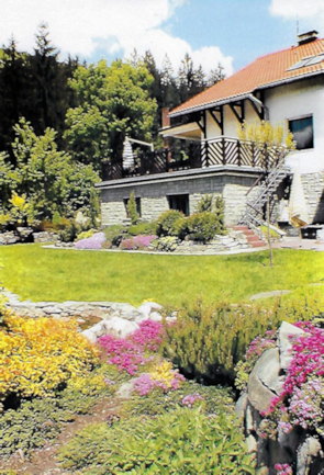Wohnhaus mit groem Grundstck in Schlesien