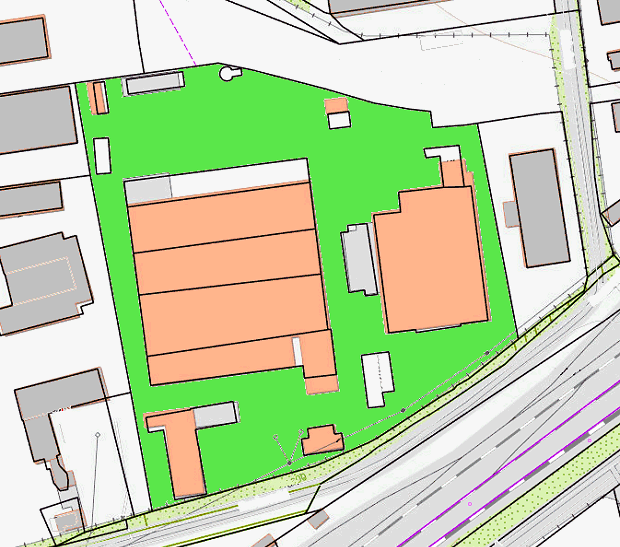 Trebisov Slowakei Gewerbegrundstck mit Industriehallen