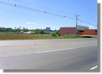 Grundstcke an einer Strae in Eusebio Ayala Paraguay