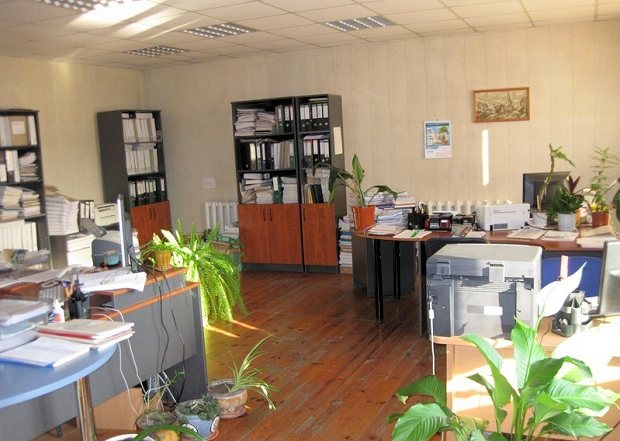 Bürogebäude auf dem Gewerbegrundstück in Weißrussland Bürogebäude auf dem Gewerbegrundstück in Weißrussland