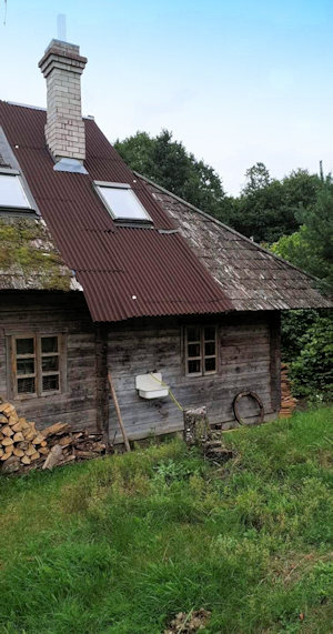 letisches Wohnhaus am See