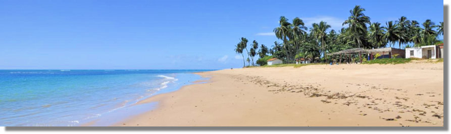 Strand von Itaparica unweit der Ferienhuser Einfamilienhuser