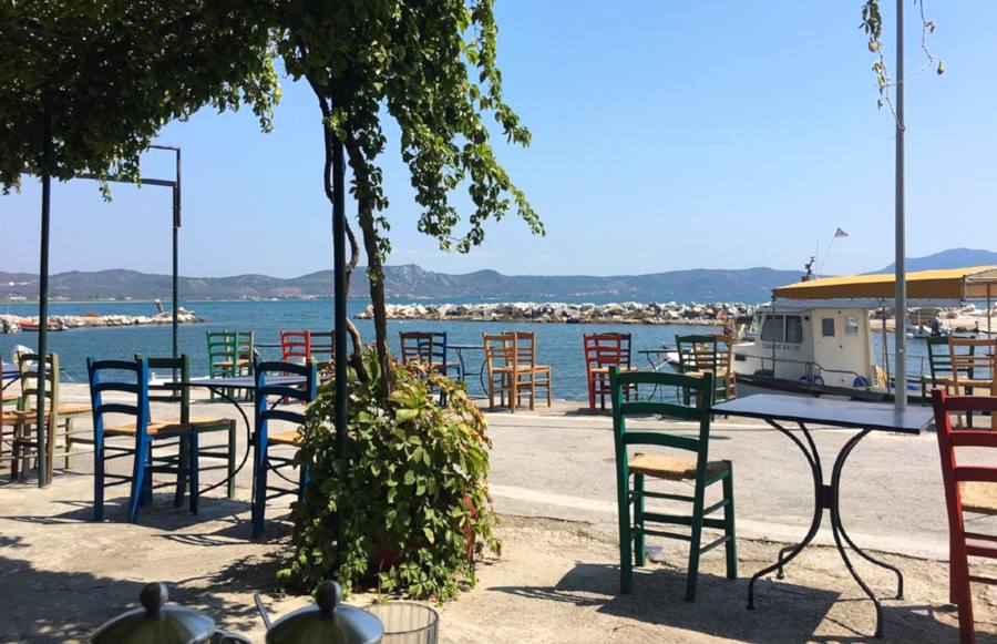 Auenterrasse im Hafen der Gaststtte