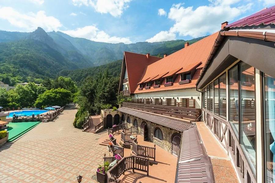 Hotelanlage Hotelkomplex in Jalta zum Kaufen