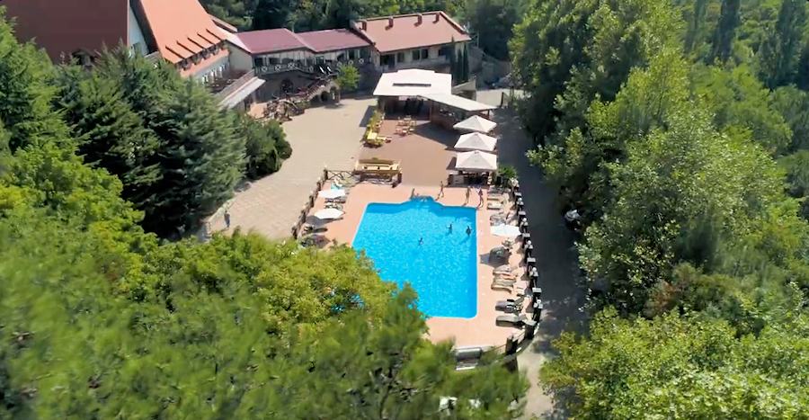 Hotelbetrieb in Jalta der Halbinsel Krim zum Kaufen