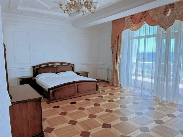 Zimmer vom Kurhotel in Alupka der Halbinsel Krim