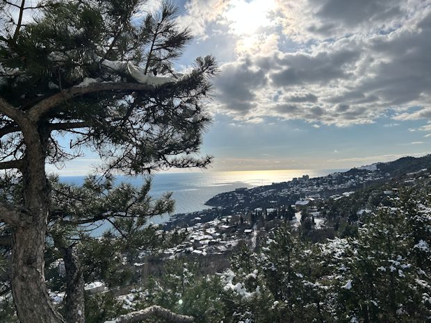 Ausblick vom Sanatorium auf das Schwarze Meer