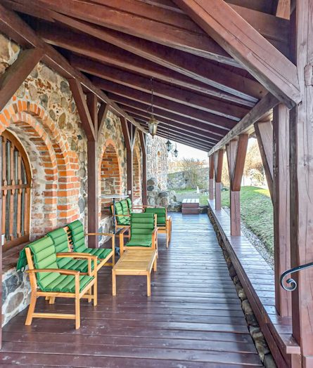 Terrasse vom Klosterhotel in Westpommern Polen Terrasse vom Klosterhotel in Westpommern Polen