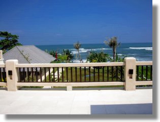 Strandvilla mit Meerblick