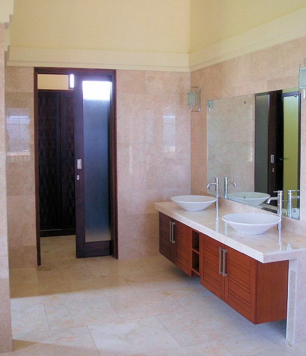 Badezimmer einer Villa